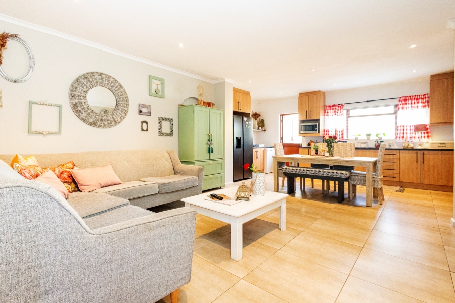 4 Bedroom Property for Sale in Stellenridge Western Cape